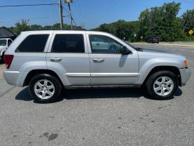 2010 Jeep Grand Cherokee - Image 18