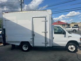 2014 FORD E350 SUPER DUTY CUTAWAY CUTAWAY V8, FLEX FUEL, 5.4 LITER CUTAWAY VAN 2D