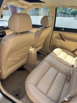2001 VOLKSWAGEN PASSAT (NEW) SEDAN V6, 2.8 LITER GLX SEDAN 4D