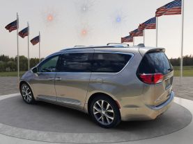 2018 CHRYSLER PACIFICA VAN V6, 3.6 LITER LIMITED MINIVAN 4D