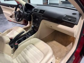 2015 VOLKSWAGEN PASSAT SEDAN 4-CYL, TURBO DSL, 2.0L TDI SEL PREMIUM SEDAN 4D