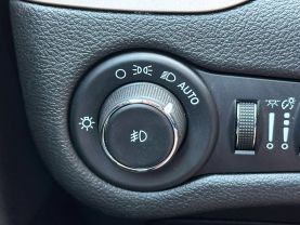 2017 JEEP CHEROKEE SUV 4-CYL, 2.4 LITER LATITUDE SPORT UTILITY 4D