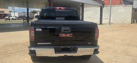 2018 GMC SIERRA 1500 CREW CAB PICKUP V8, ECOTEC3, 5.3 LITER SLT PICKUP 4D 5 3/4 FT