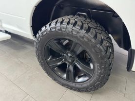 2018 RAM 1500 CREW CAB PICKUP V8, HEMI, 5.7 LITER SPORT PICKUP 4D 6 1/3 FT