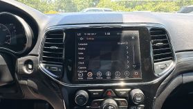2020 Jeep Grand Cherokee - Image 42