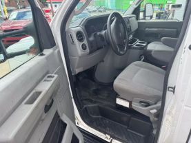 2014 FORD E350 SUPER DUTY CUTAWAY CUTAWAY V8, FLEX FUEL, 5.4 LITER CUTAWAY VAN 2D