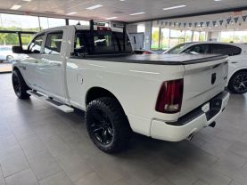 2018 RAM 1500 CREW CAB PICKUP V8, HEMI, 5.7 LITER SPORT PICKUP 4D 6 1/3 FT
