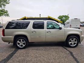 2014 CHEVROLET SUBURBAN 1500 SUV V8, FLEX FUEL, 5.3 LITER LTZ SPORT UTILITY 4D