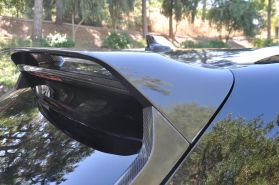2018 BENTLEY BENTAYGA SEDAN W12, TWIN TURBO, 6.0 LITER ONYX EDITION SEDAN 4D