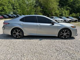 2020 TOYOTA CAMRY SEDAN 4-CYL, 2.5 LITER SE SEDAN 4D at T&T Repairables - used car dealership in Spencer, Indiana.