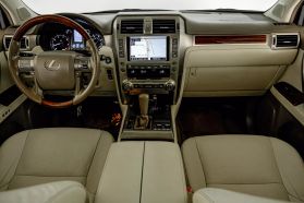 2017 LEXUS GX SUV V8, 4.6 LITER GX 460 SPORT UTILITY 4D