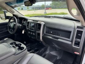 2017 RAM 5500 CREW CAB & CHASSIS CAB CHASSIS 6-CYL, TURBO DSL, 6.7L TRADESMAN CAB & CHASSIS 4D
