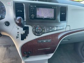 2014 TOYOTA SIENNA VAN V6, 3.5 LITER XLE MINIVAN 4D