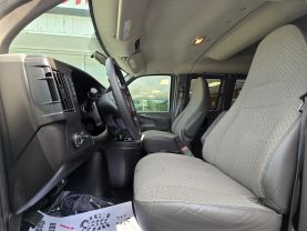 2014 Chevrolet Express 3500 Passengerlt Extended Van 3d - Image 9