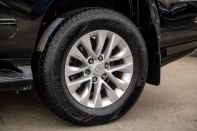 2017 LEXUS GX SUV V8, 4.6 LITER GX 460 SPORT UTILITY 4D