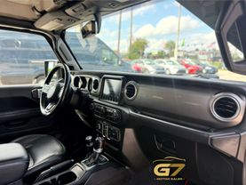 2019 Jeep Wrangler Unlimited - Image 11