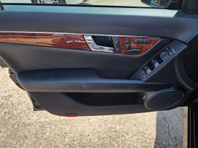 2011 MERCEDES-BENZ C-CLASS SEDAN V6, 3.0 LITER C 300 LUXURY SEDAN 4D