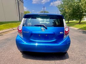 2013 TOYOTA PRIUS C HATCHBACK 4-CYL, HYBRID, 1.5 LITER THREE HATCHBACK 4D