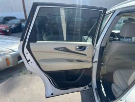 2017 INFINITI QX60 SUV V6, 3.5 LITER 3.5 SPORT UTILITY 4D