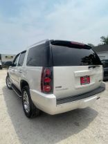 2011 GMC YUKON SUV V8, FLEX FUEL, 6.2 LITER DENALI SPORT UTILITY 4D