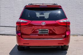 2020 TOYOTA SIENNA VAN V6, 3.5 LITER XLE MINIVAN 4D