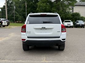 2016 JEEP COMPASS SUV 4-CYL, 2.4 LITER LATITUDE SPORT UTILITY 4D