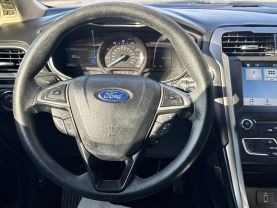 2017 FORD FUSION SEDAN 4-CYL, 2.5 LITER SE SEDAN 4D
