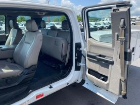 2017 FORD F450 SUPER DUTY SUPER CAB DRW 9FT KNAPHEIDE SERVICE BED TRUCK SERVICE/UTILITY TRUCKS V10, 6.8 LITER XLT 168" W.B. - Eddies Auto Sales