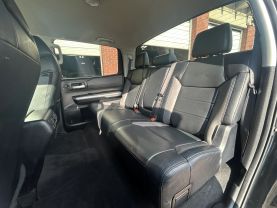 2021 TOYOTA TUNDRA CREWMAX PICKUP V8, 5.7 LITER LIMITED PICKUP 4D 5 1/2 FT