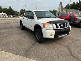2015 Nissan Titan Crew Cab - Image 4