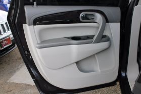 2017 Buick Enclave - Image 20