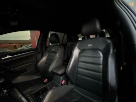 2015 VOLKSWAGEN GOLF R HATCHBACK 4-CYL, TURBO, 2.0 LITER HATCHBACK SEDAN 4D