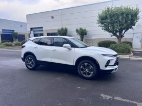 2025 Chevrolet Blazer - Image 13