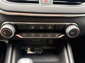 2020 Nissan Altima - Image 15