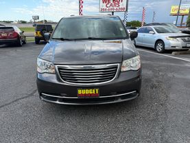2016 CHRYSLER TOWN & COUNTRY VAN GRAY AUTOMATIC - Budget Used Car Sales