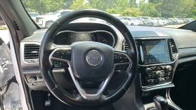 2020 Jeep Grand Cherokee - Image 30