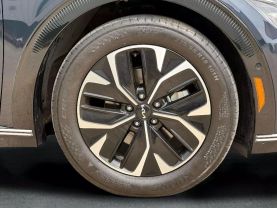 2022 KIA EV6 SUV DUAL AC ELECTRIC MOTORS WIND SPORT UTILITY 4D