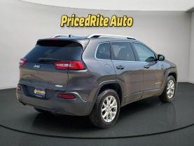 2017 JEEP CHEROKEE SUV 4-CYL, 2.4 LITER LATITUDE SPORT UTILITY 4D
