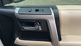 2016 Toyota 4runner - Image 19