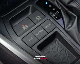 2019 TOYOTA RAV4 For Sale in Orlando