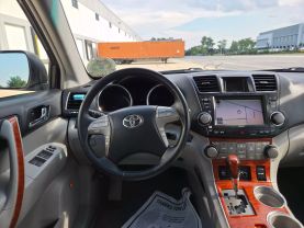 2009 Toyota Highlander - Image 22