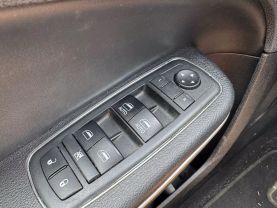 2019 CHRYSLER 300 SEDAN V6, 3.6 LITER 300S SEDAN 4D