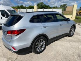2017 HYUNDAI SANTA FE SUV V6, GDI, 3.3 LITER SE SPORT UTILITY 4D