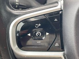 2019 VOLVO XC90