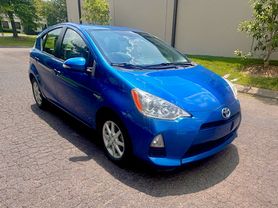 2013 TOYOTA PRIUS C HATCHBACK 4-CYL, HYBRID, 1.5 LITER THREE HATCHBACK 4D