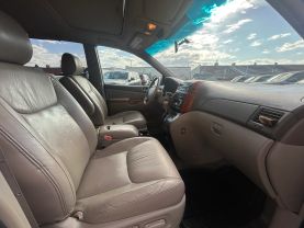 2008 TOYOTA SIENNA VAN V6, 3.5 LITER XLE MINIVAN 4D