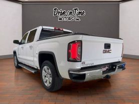 2018 GMC SIERRA 1500 CREW CAB PICKUP V8, ECOTEC3, 5.3 LITER SLT PICKUP 4D 5 3/4 FT