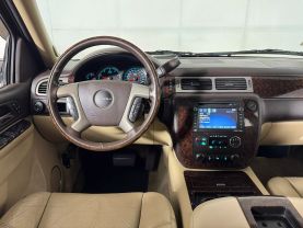 2014 GMC YUKON SUV V8, FLEX FUEL, 6.2 LITER DENALI SPORT UTILITY 4D