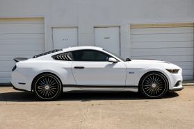 2015 Ford Mustang - Image 9