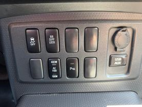 2012 TOYOTA FJ CRUISER SUV V6, 4.0 LITER SPORT UTILITY 2D